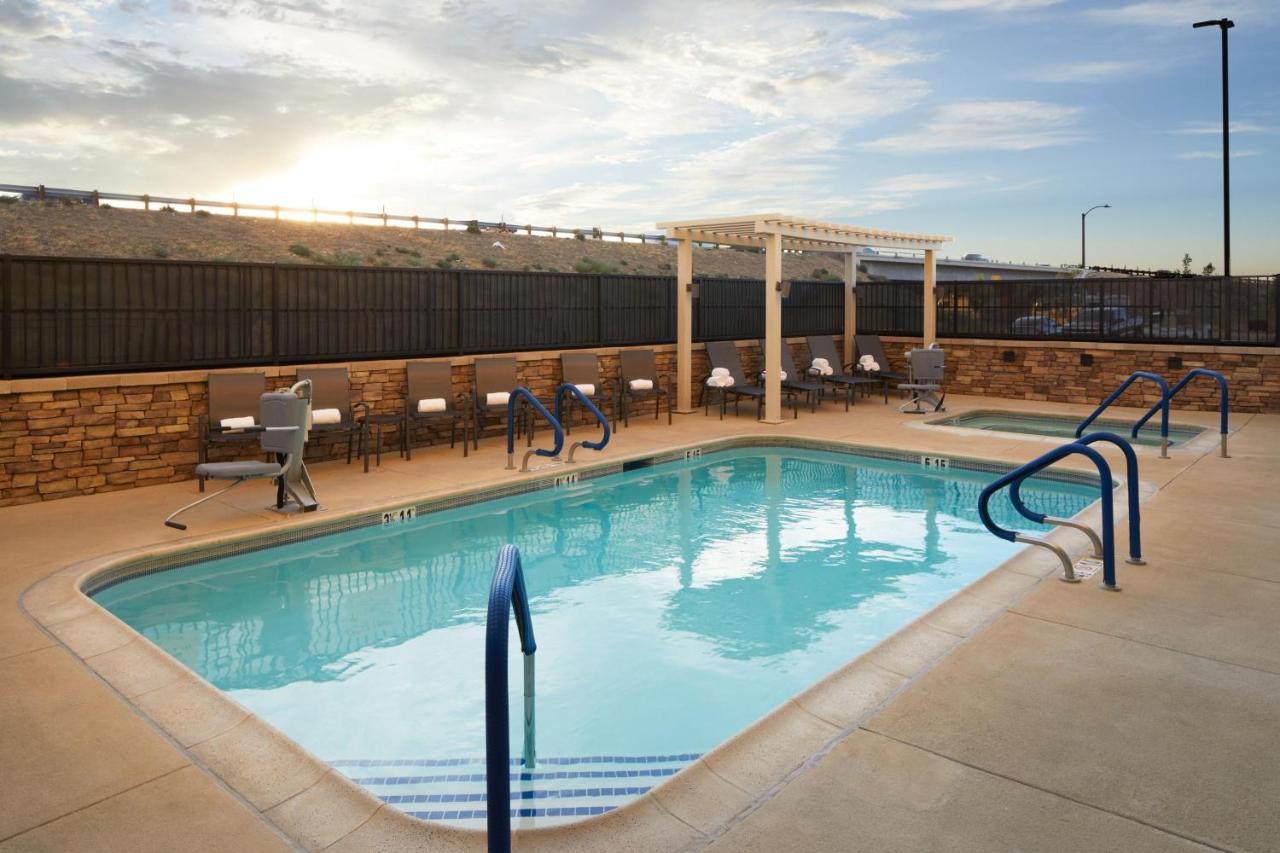 Fairfield By Marriott Inn & Suites Palmdale West Zewnętrze zdjęcie